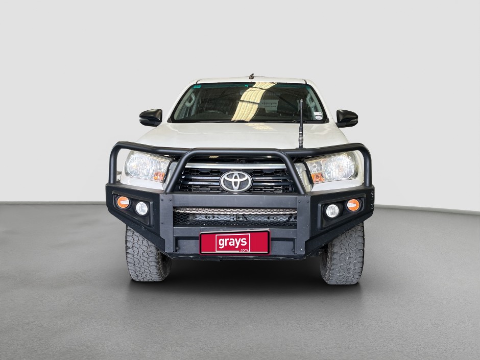 2019 Toyota Hilux SR Diesel