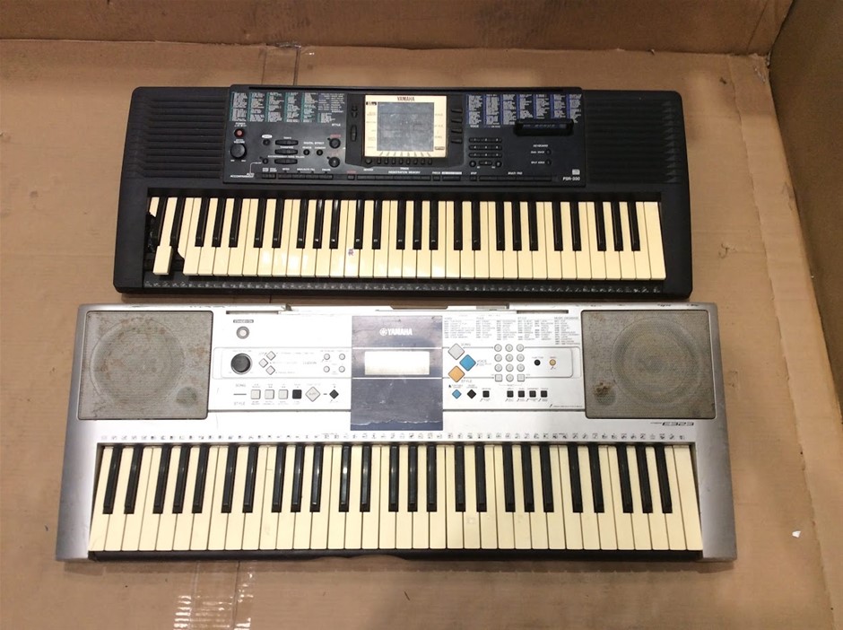 Yamaha PSR-330 Electronic + Yamaha PSR-E323 Portable Electronic Keyboard