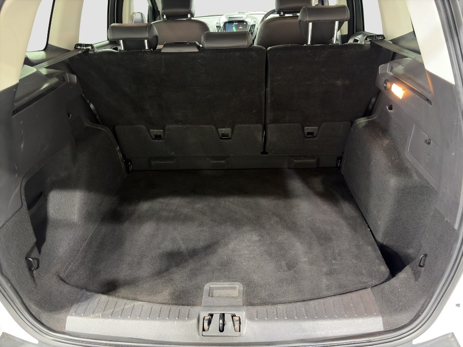 2017 Ford Escape Titanium Petrol