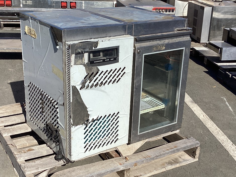 <p>Koldtech Single Door Fridge</p>