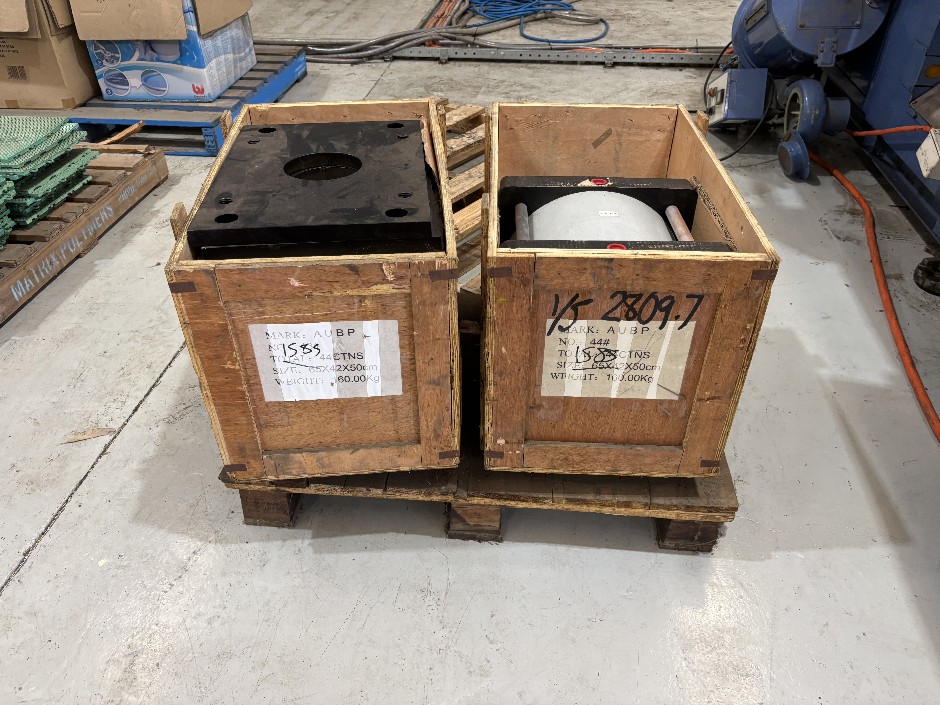 <p>Mould Base Plate and SC320X100 Clamping Cylinder Spare Parts Set (x2)</p