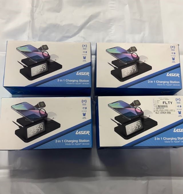 CLOSING DOWN SALE: x4 Charging Station