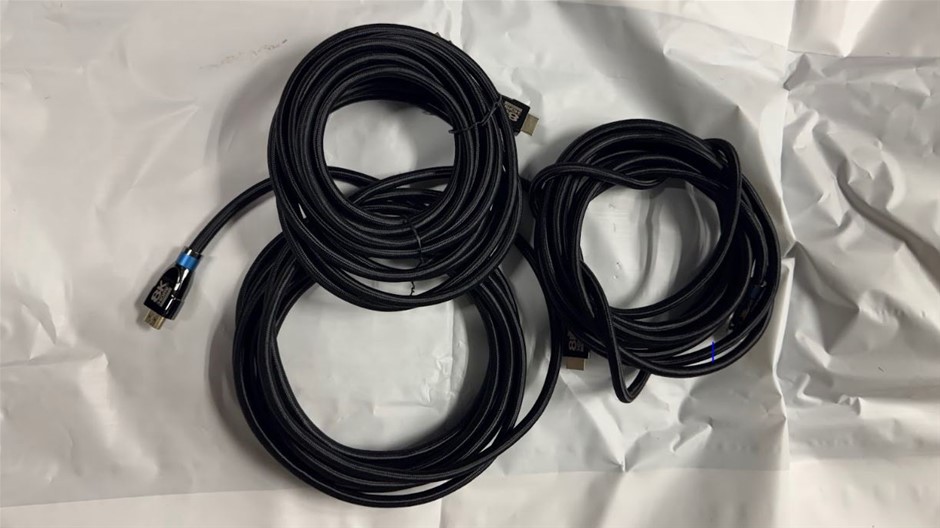 CLOSING DOWN SALE: x3 HDMI Cables