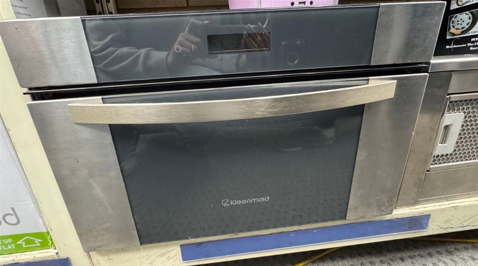 CLOSING DOWN SALE: Kleenmaid Oven