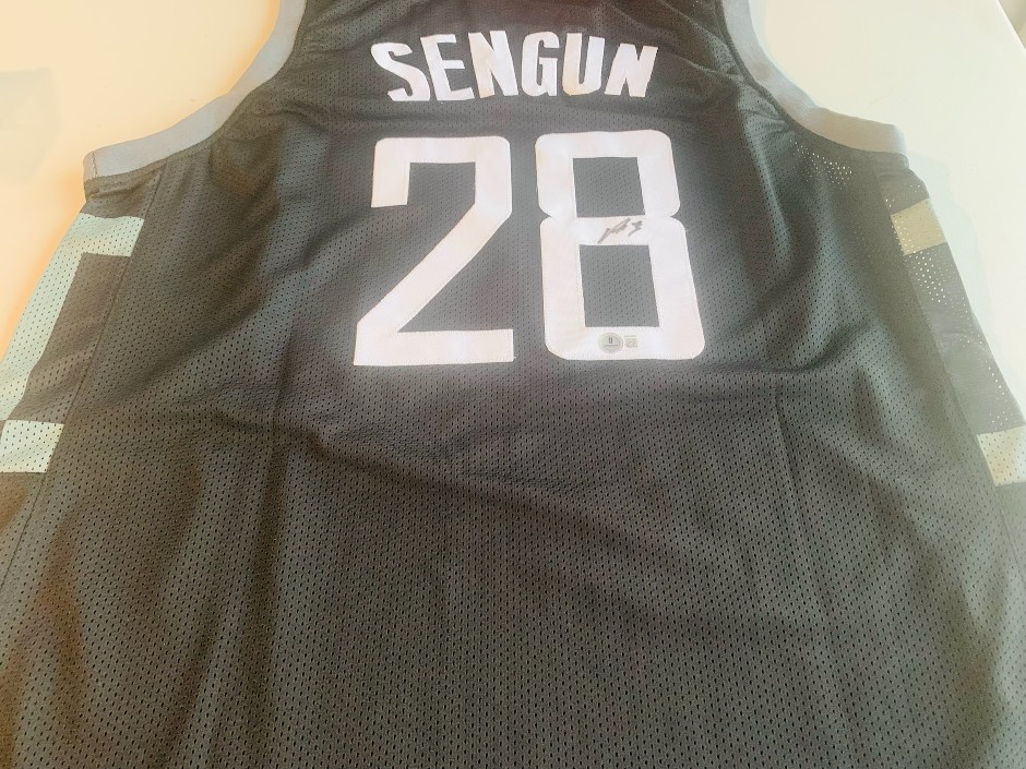Alperen Sengun signed Jersey - Houston Rockets - Beckett authenticity