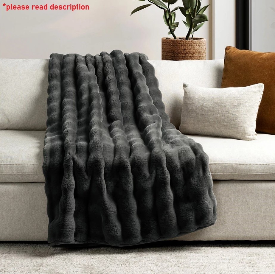 HOUSE & HOME Bubble Faux Fur Blanket Throw, 152 x 177cm, Dark Grey. NB: Co