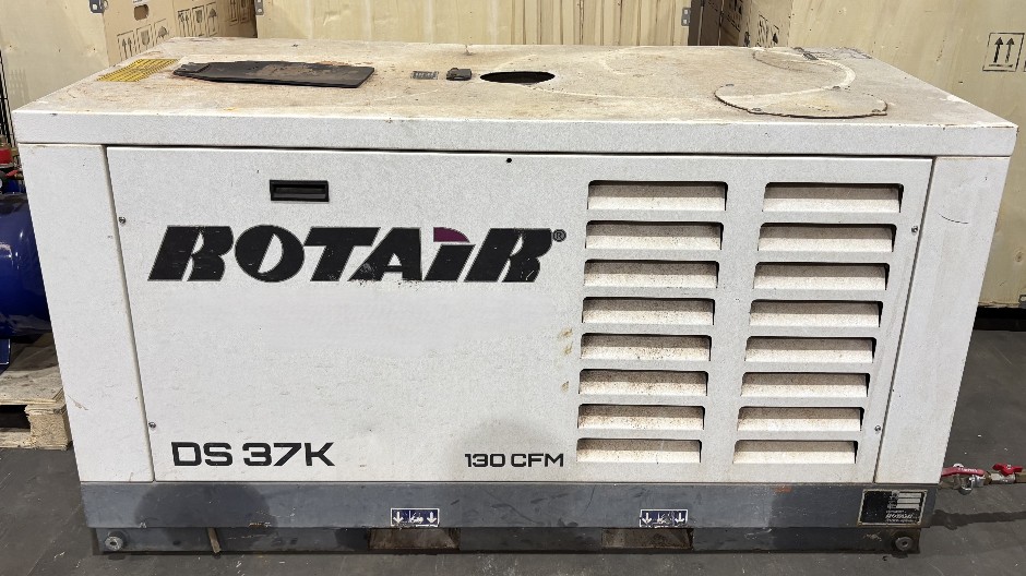 <p>2022 Rotair DS37K 130CFM Compressor</p>