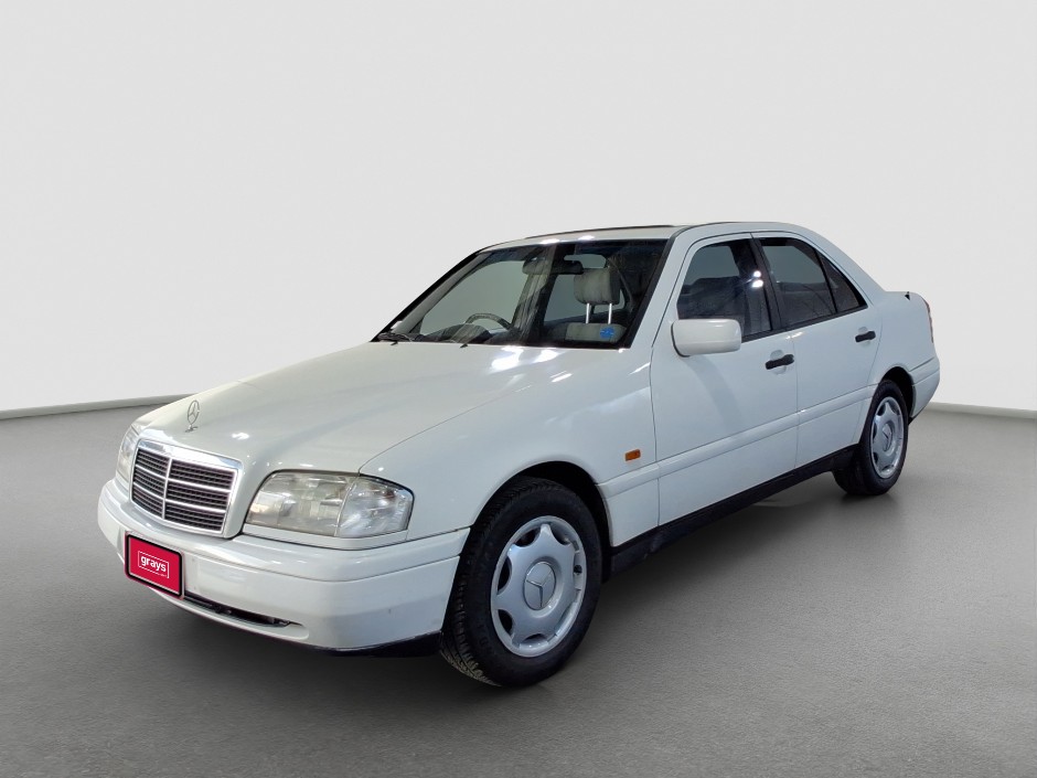 1993 Mercedes-Benz C-Class C180 Classic Petrol
