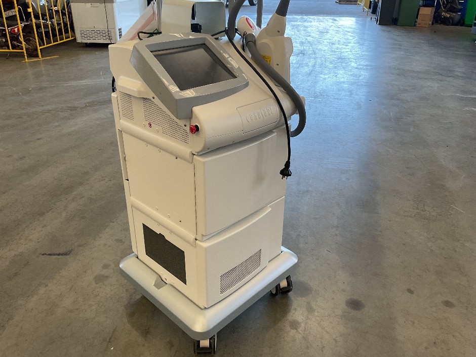 CynoSure Hair Renoval Machine