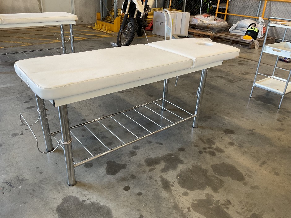 <p>Treatment or Massage Table</p>