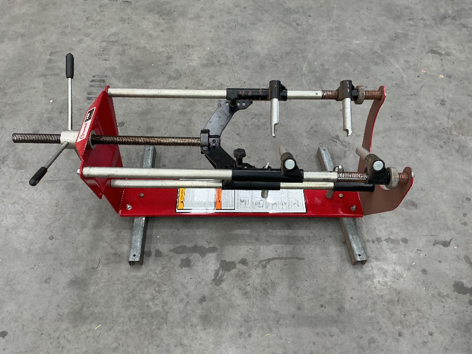 Branick 7400 Strut Spring Compressor