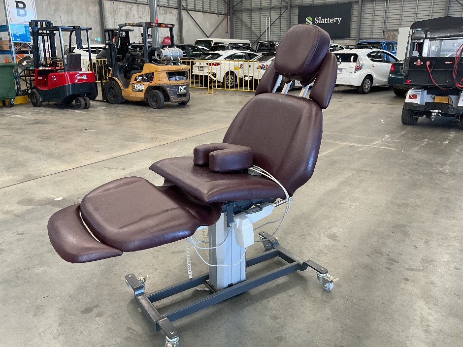 <p>Linak Procedure Chair / Bed</p>
