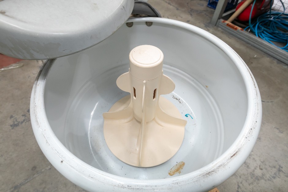 Simpson Mobile Vintage Wringer Washing Machine