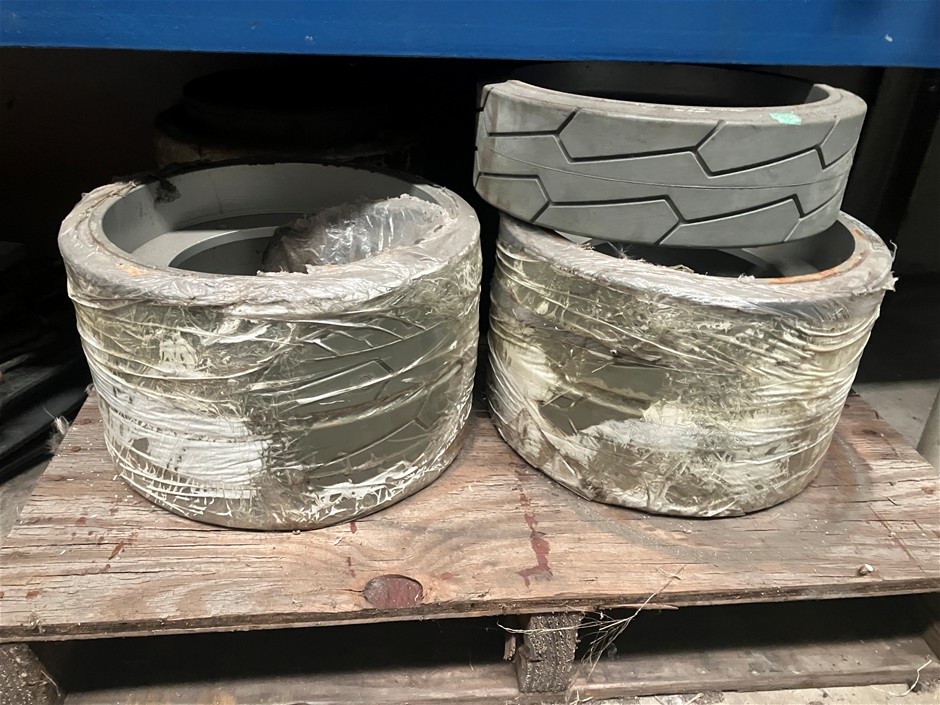 10x Used Access Wheels & Rims - Suit JLG Electric ScissorLifts - Wollongong