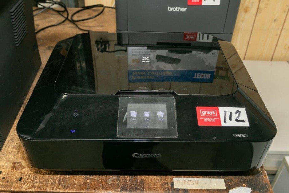 <p>Canon MG7160 Desk Top Bubble Jet Printer</p>