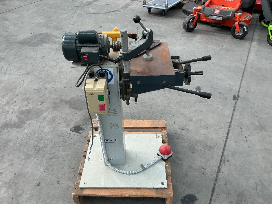 Warehouse Drill Table
