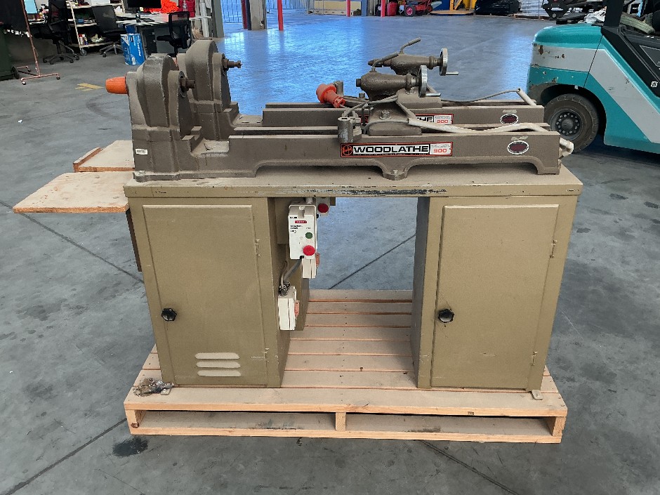 <p>1 X  Woodfast Wood Lathe</p>