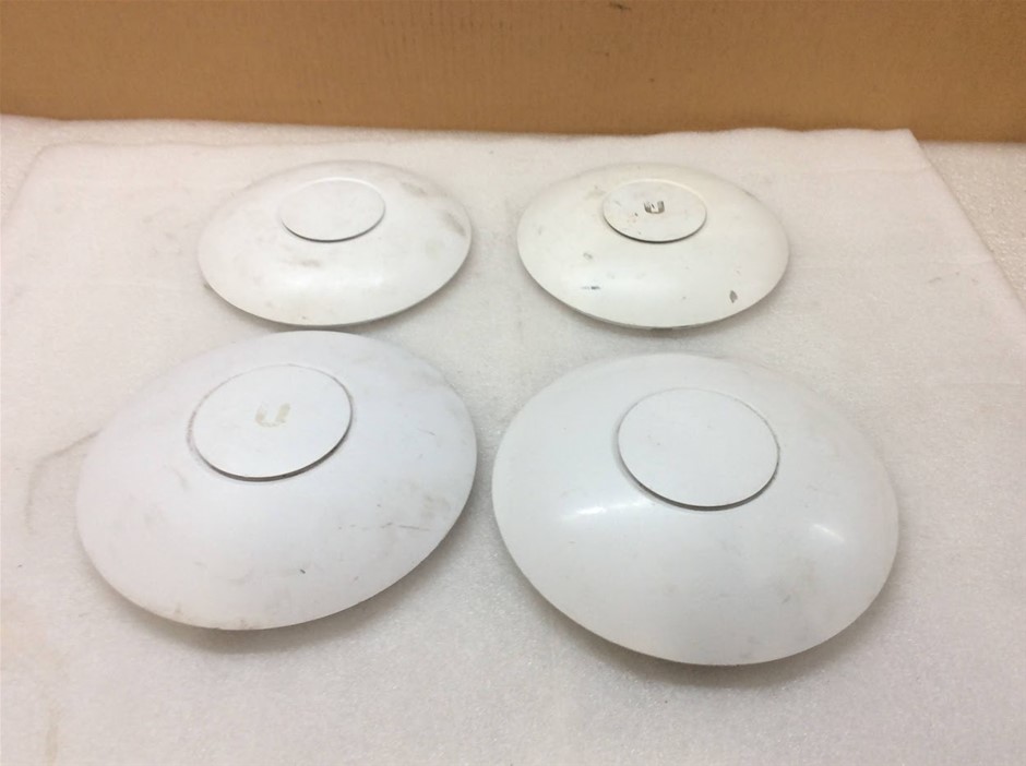 Ubiquiti UniFi UAP-AC-PRO Wireless Access Point (Lot Of 4)
