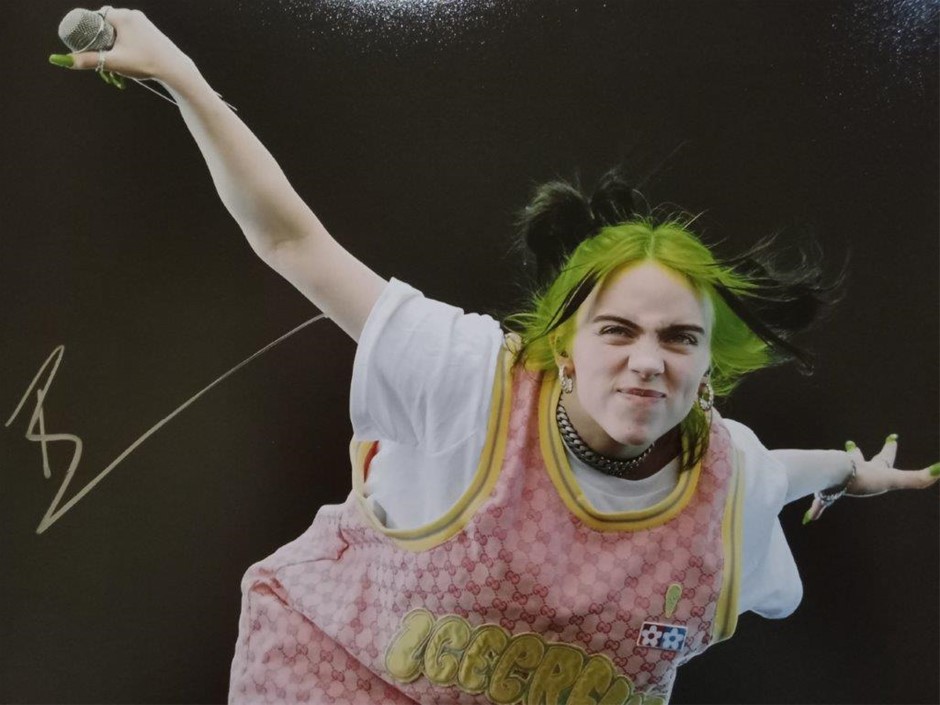 BILLIE EILISH SIGNED CONCERT PHOTO