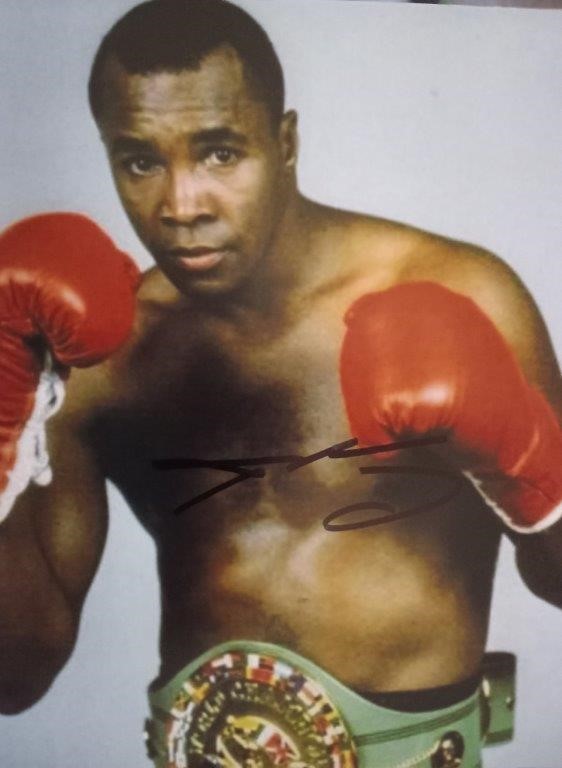 SUGAR RAY LEONARD SIGNED PHOTO