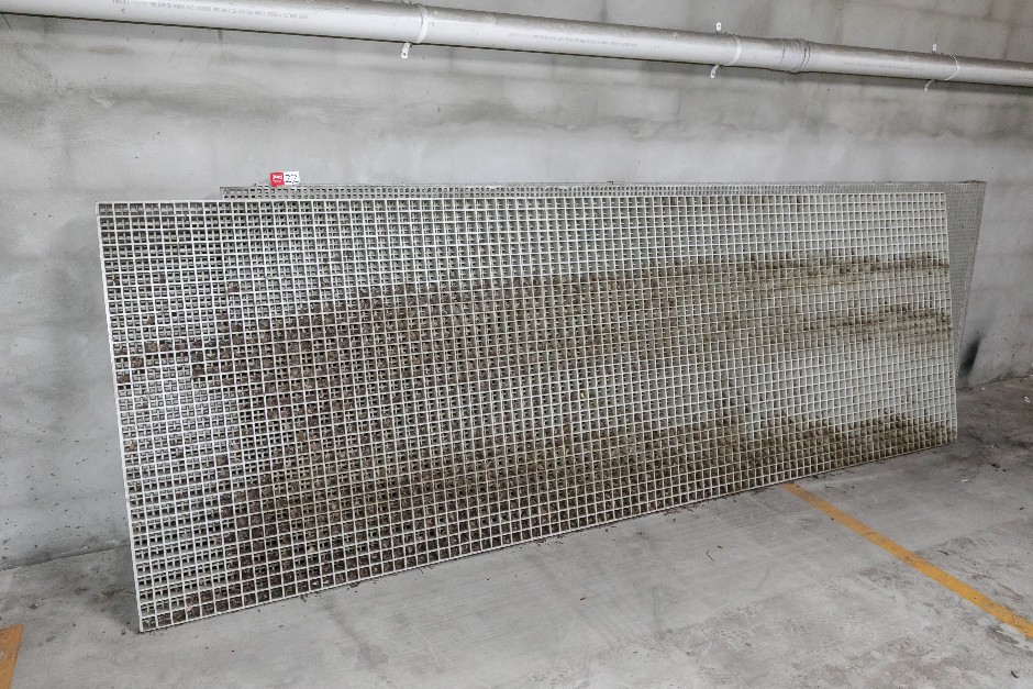 Sharp Fibre Glass Reinforced Grating Panels