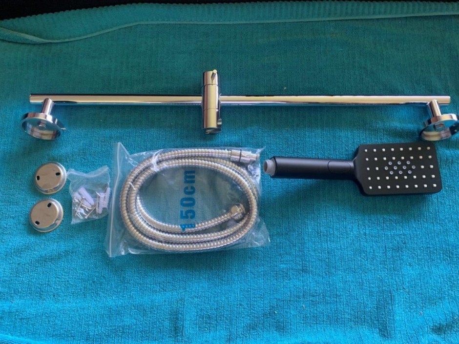 1 x Multitude Shower Rail with Black Hand Held (Unused)