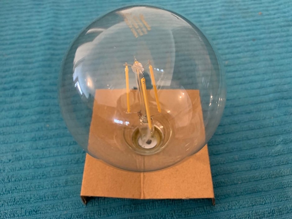 <p>9 x Mirabella Filament LED Globes Ony (Unused)</p>