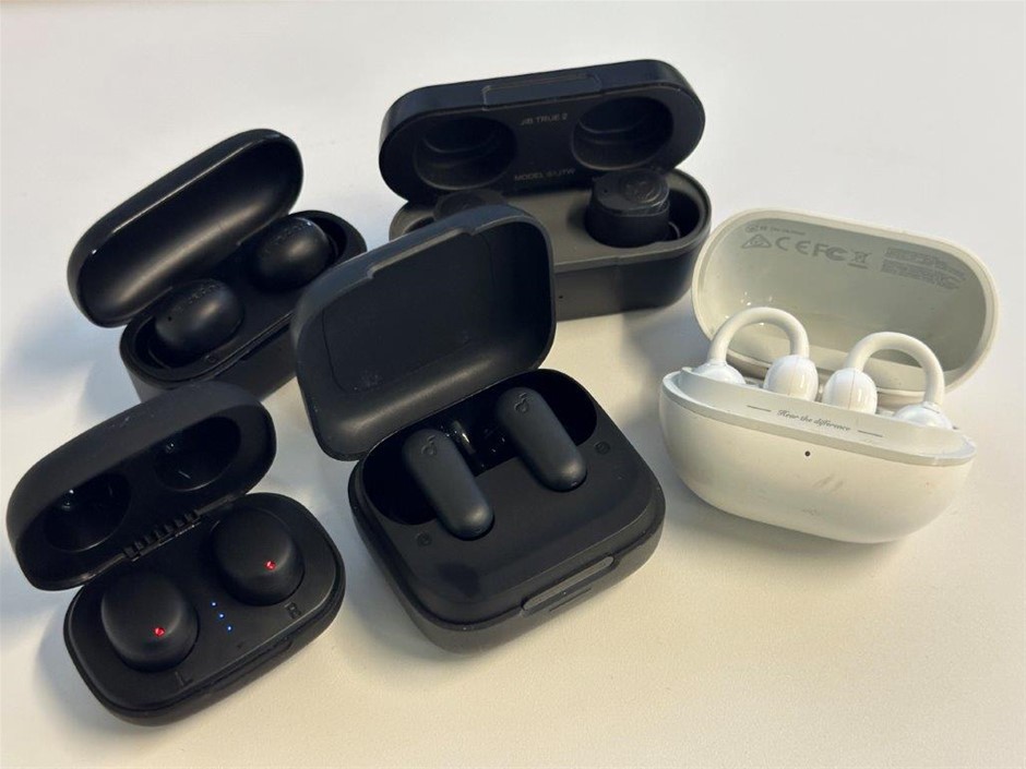 5 x Asstd. Brands model earbuds with charging cases