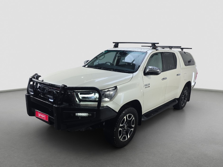 2021 Toyota Hilux SR5 Diesel