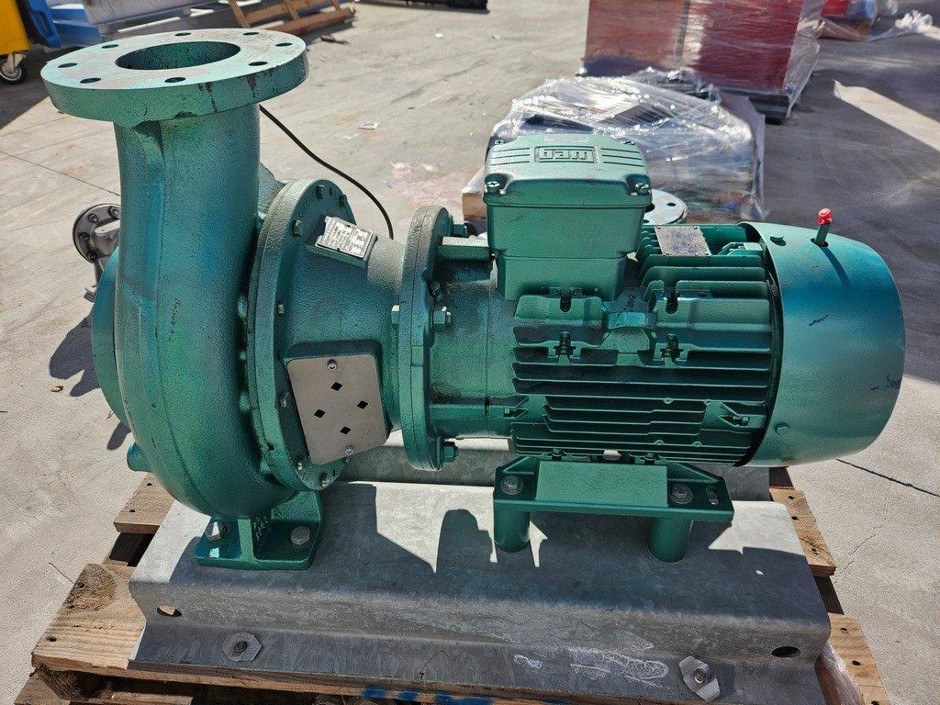 PENTAIR SOUTHERN CROSS END SUCTION MOTOR PUMP