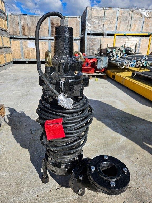 <p>SABRE ALG3700-3 MANUAL GRINDER PUMP, QTY x4</p>