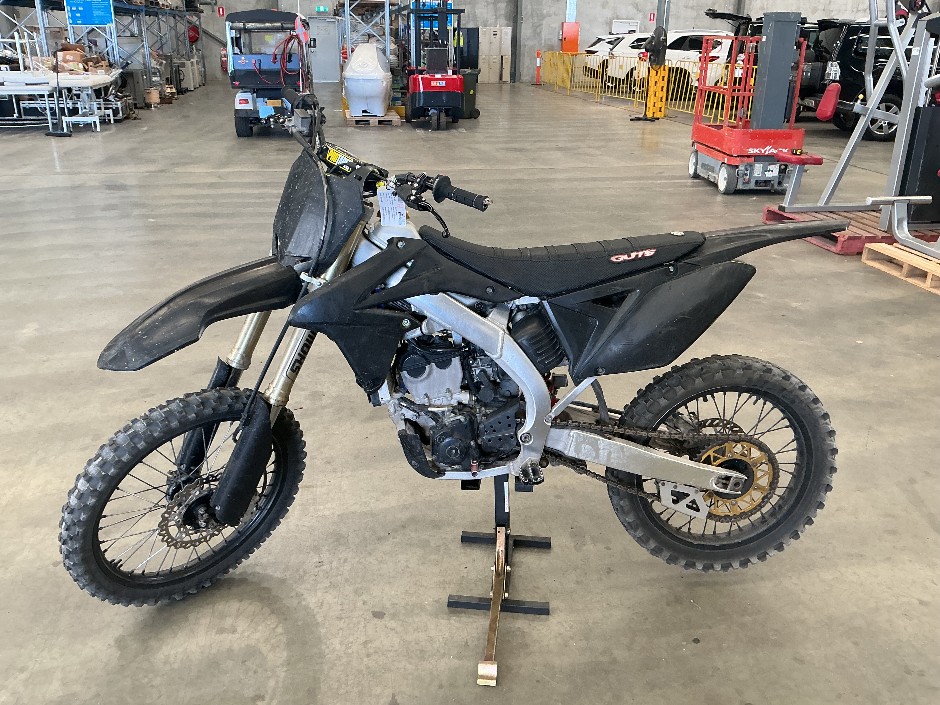 Suzuki Off Road Motor Cycle