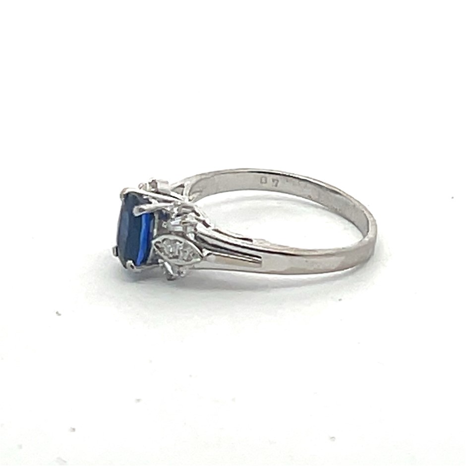 18Ct White Gold Sapphire & Diamond Ring