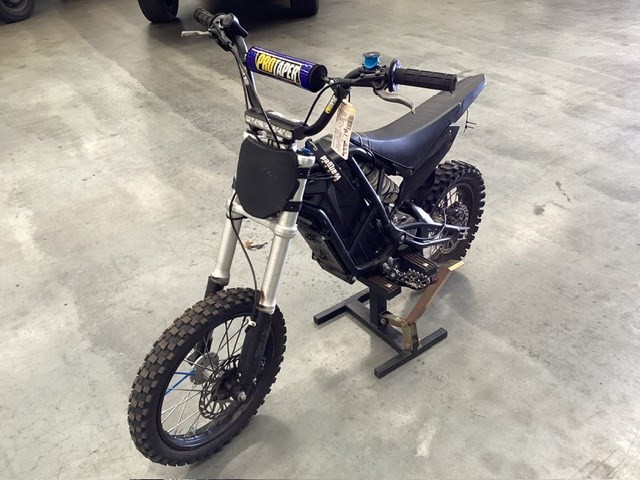 <p>2024 Stomp E-Bike E-SX01</p>