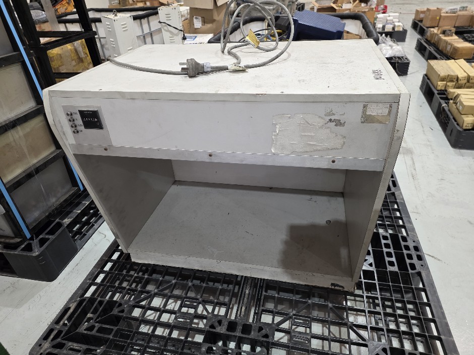 <p>UV Light Cabinet</p>