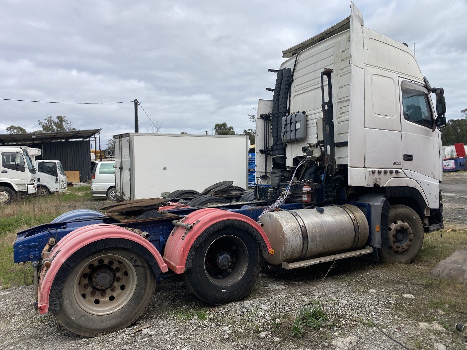 <p>2003 Volvo FH   6x4 Prime Mover</p>