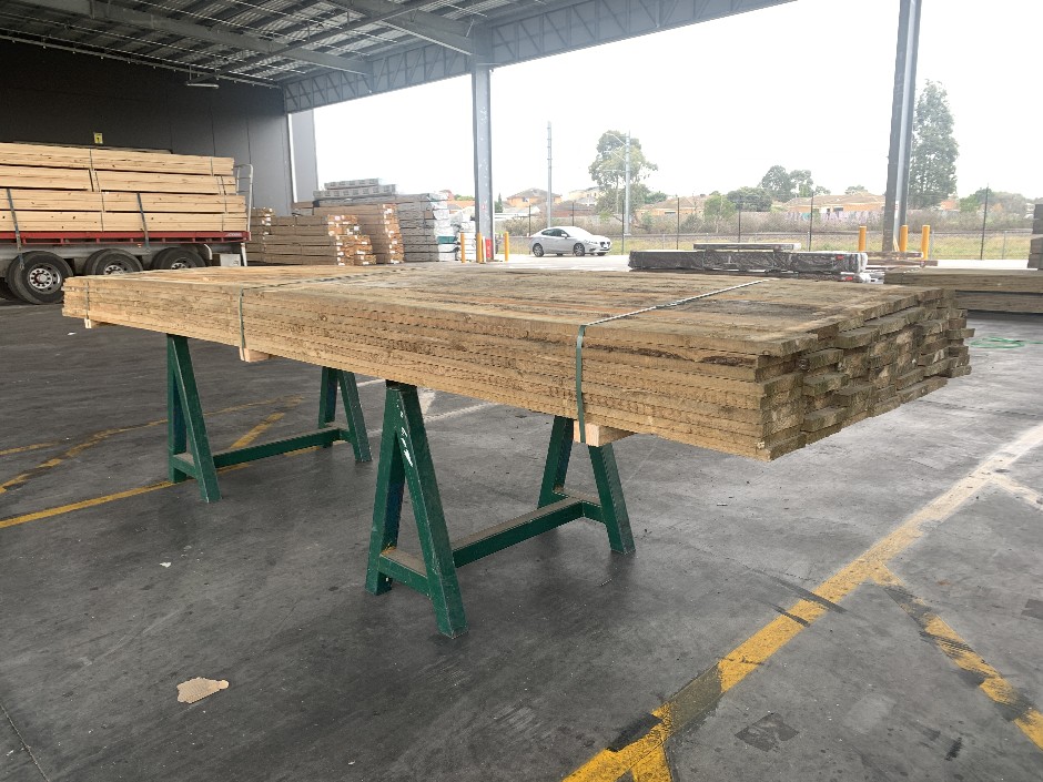 <p>63 x Treated Pine Sawn 150mm x 25mm Plinth 4.8m</p>