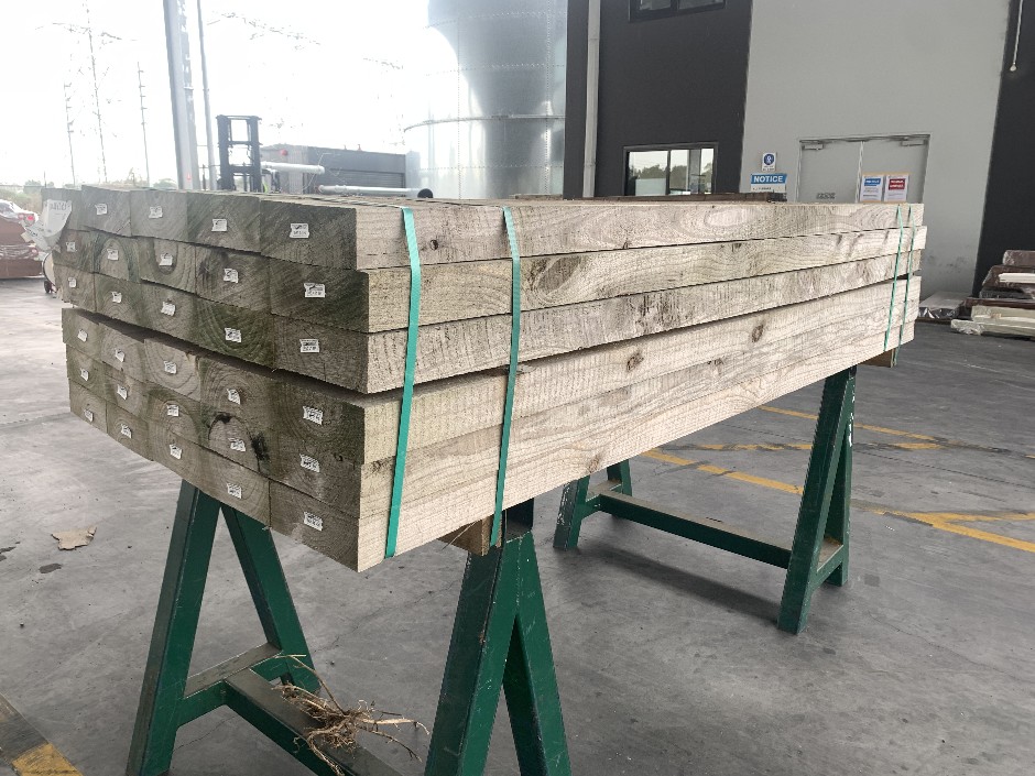 <p>30 x Treated Pine Sleeper 200mm x 75mm x 2.4m</p>