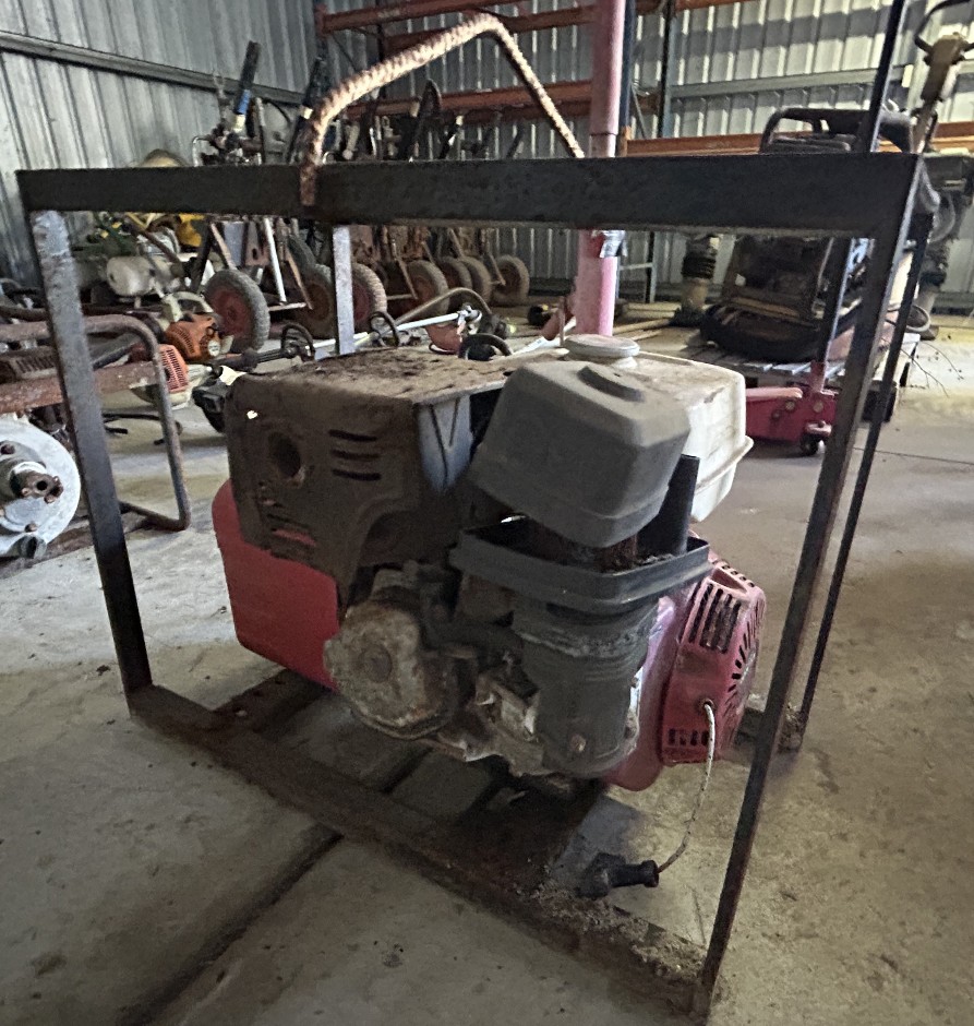 <p>Honda GX340 11HP Genset</p>