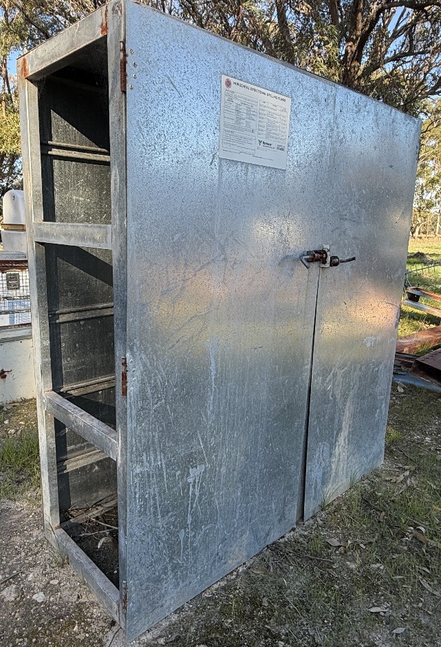 <p>Steel Cabinet</p>