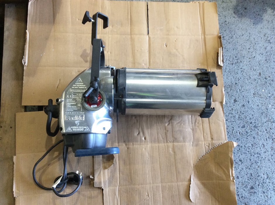 Selecon Pacific 12-28 Profile Spotlight Theatre Stage Lighting Fixture
