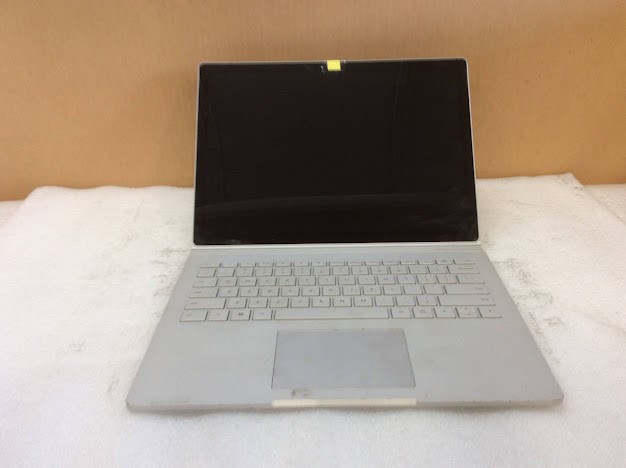 MICROSOFT SURFACE BOOK Laptop I5-6300U 8GBRAM/250GB
