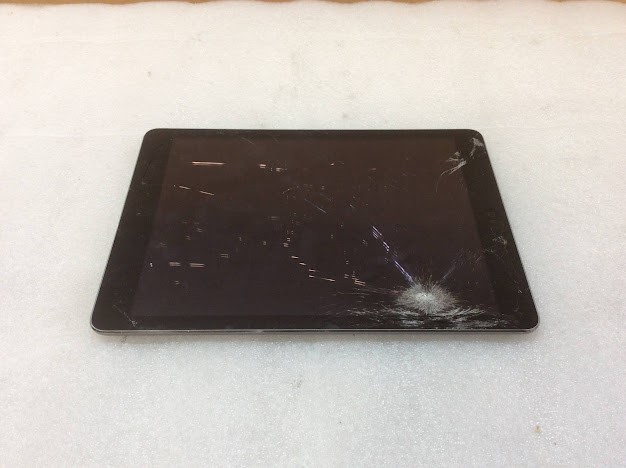 Apple iPad Air 1 (A1474) Tablet 16GB