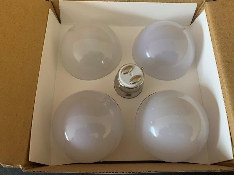 4 x Boxes of Lumenovo 9W LED Globes (Unused)