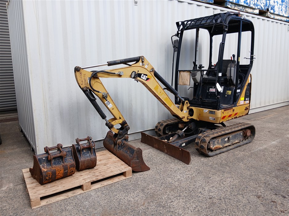 <p>Catepillar 301.4C Mini Excavator with buckets</p>