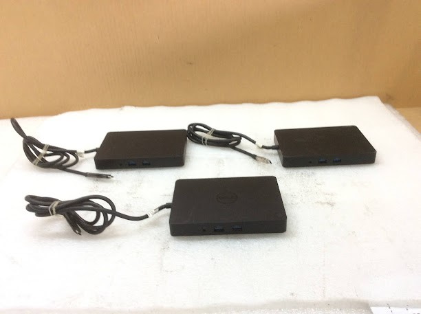 Dell WD15 Docking Station (Lot of 3)