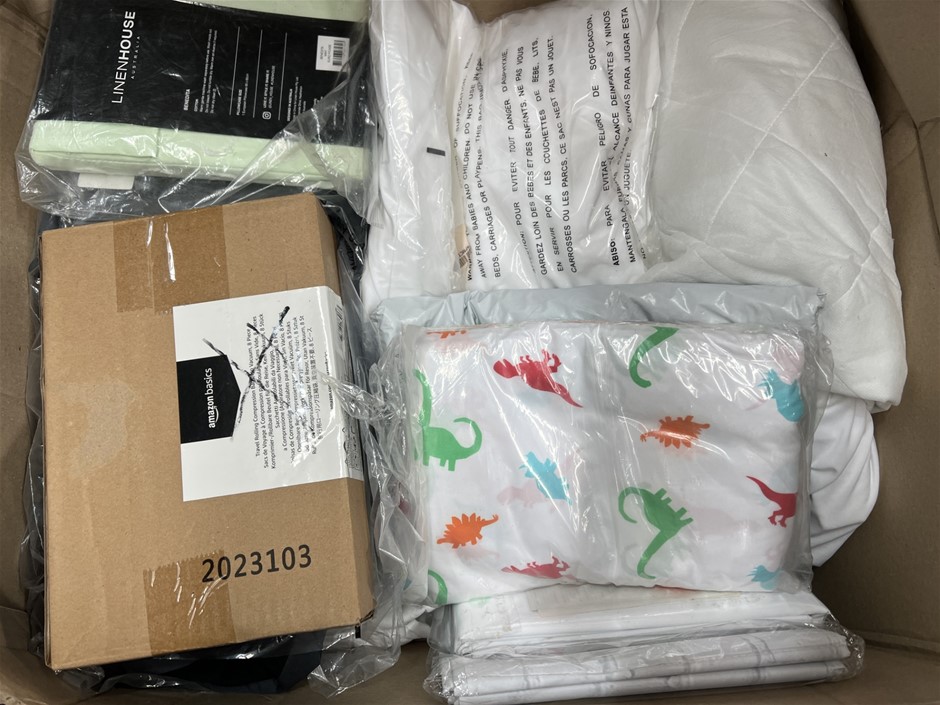 9 x Assorted Curtains/Bedding Products; Incl. Blanket, Pillow Covers, Curta