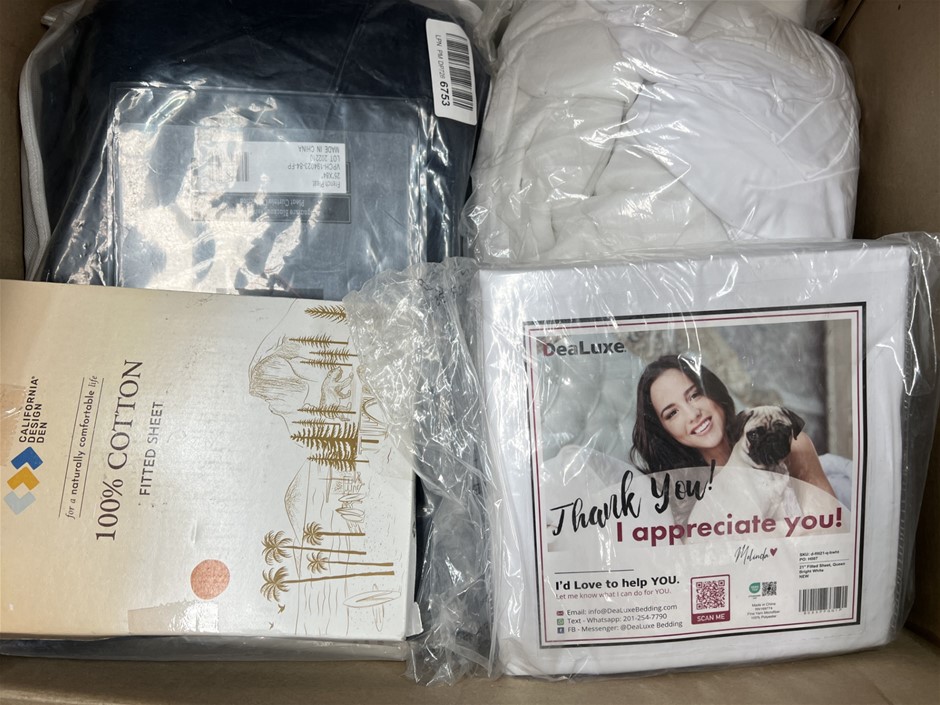 10 x Assorted Bedding Products; Incl. Fitted Sheets, Lunch Bags & More. NB: