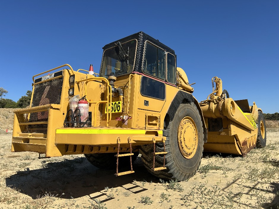 1989 Caterpillar 651E Scraper