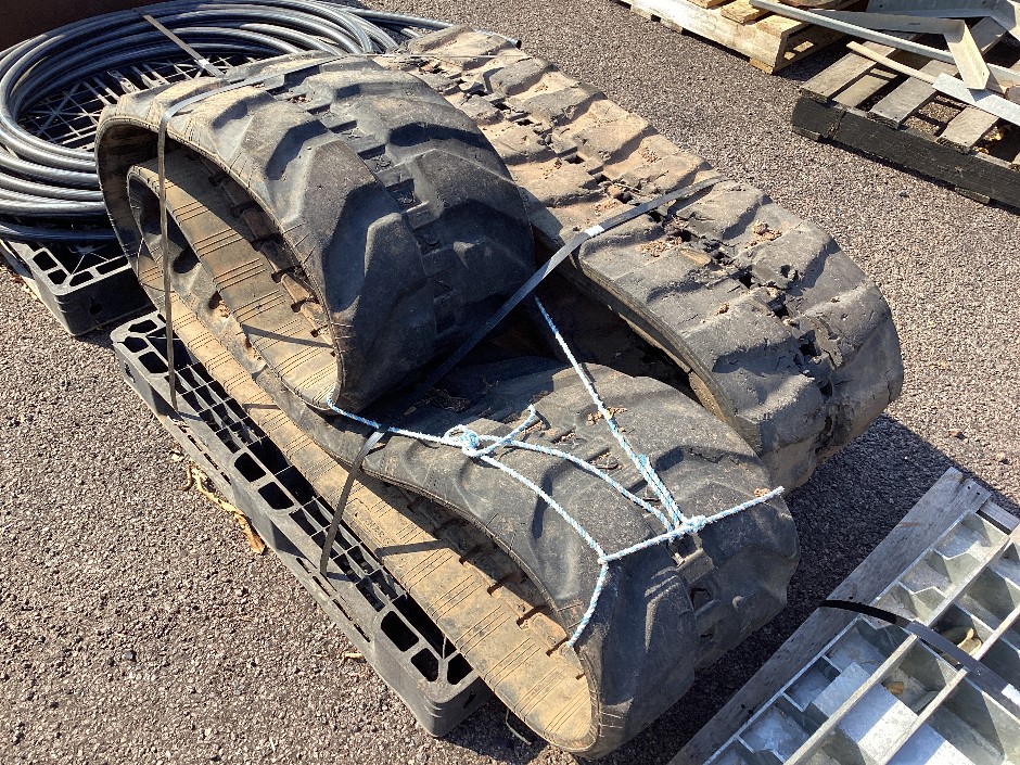 Used Loader Rubber Tracks